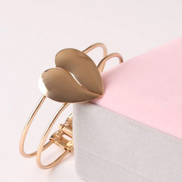 Frosted Heart-shaped Glossy Double Heart Gold Bracelet