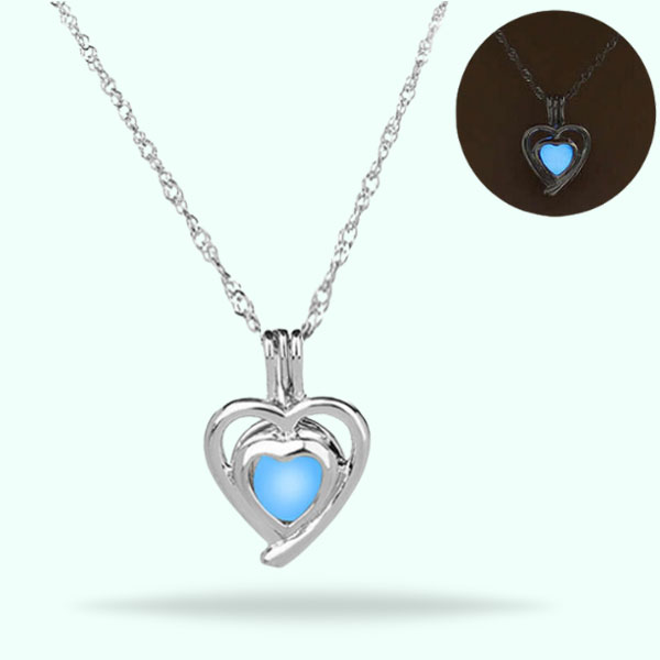 Glow In Dark Beautiful Heart Pendant Necklace for Women