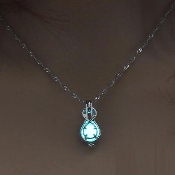 Glow in The Dark Light Blue Locket Necklace For Women Gun skull Heart mermaid Cross tortoise Glowing beads cage pendant Fashion