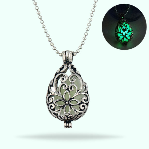 Glow in Dark Charm Halloween Hollow Green Pendant Luminous Necklace For Girls & Women